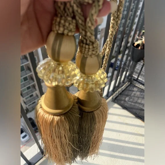 ROPE CURTAIN TASSELS - Picture 5 of 8